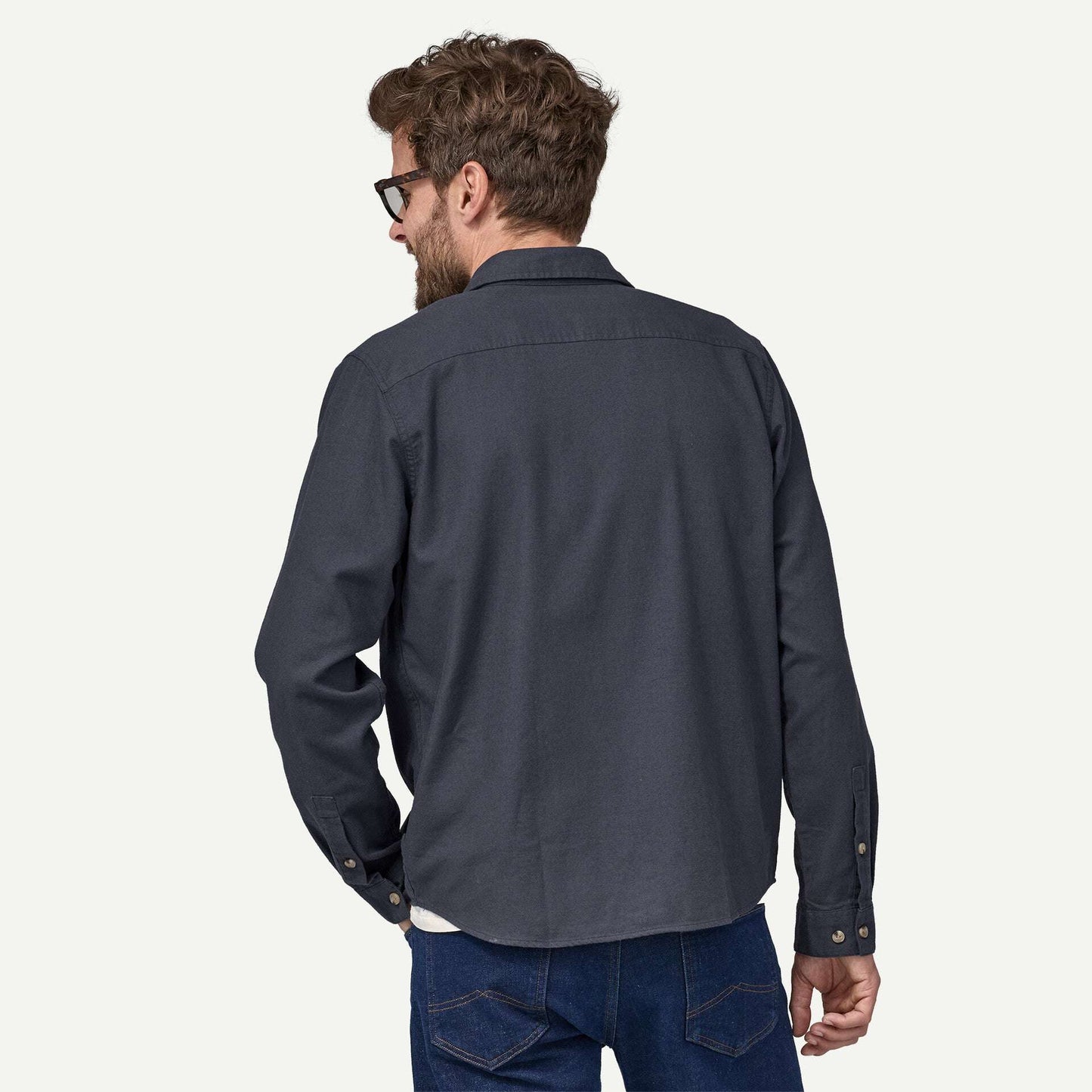 Patagonia Men's Long-Sleeved Lightweight Fjord Flannel Shirt-Smoulder Blue | Patagonia |
