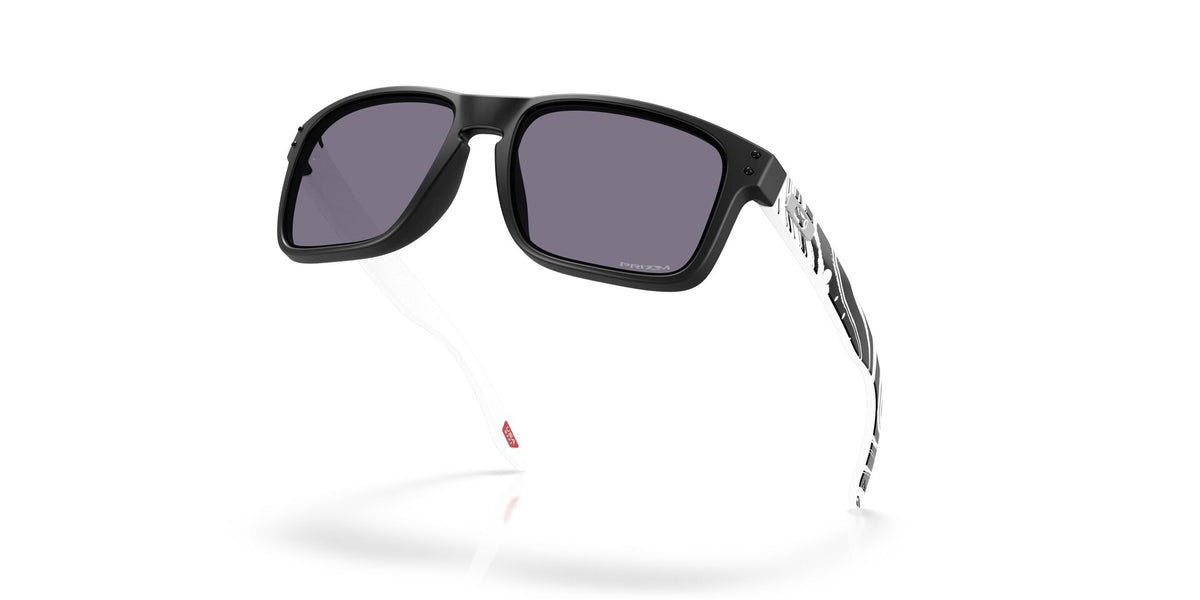 Oakley Holbrook-Matte black | oakley | - Northshore Newquay - Surf/Skate Shop