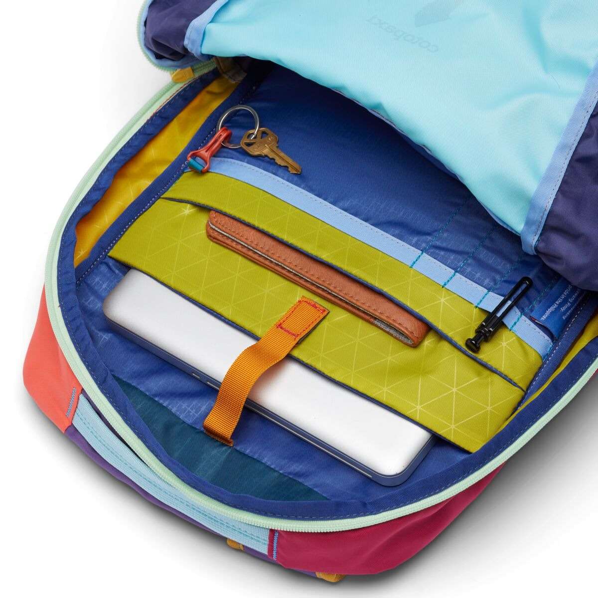 Cotopaxi Chiquillo 26L Backpack - Del Día | Cotopaxi | Backpacks - Northshore Newquay - Surf/Skate Shop