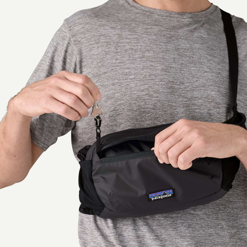 Patagonia Terravia Hip Pack 5L-Black | Patagonia |