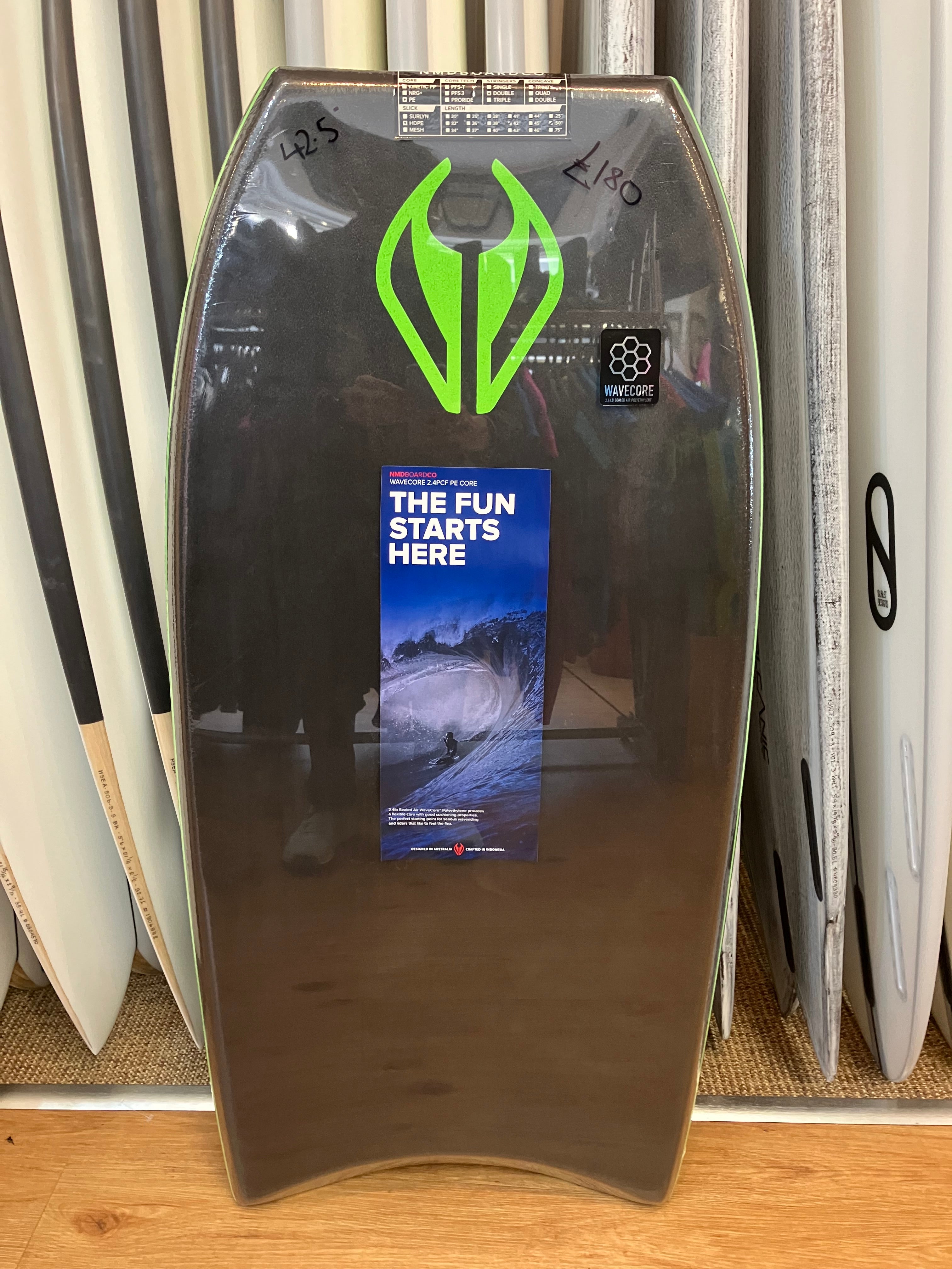 NMD PLAYER P.E. 42.5” BODYBOARD Black Green | NMD | Bodyboard - Northshore Newquay - Surf/Skate Shop