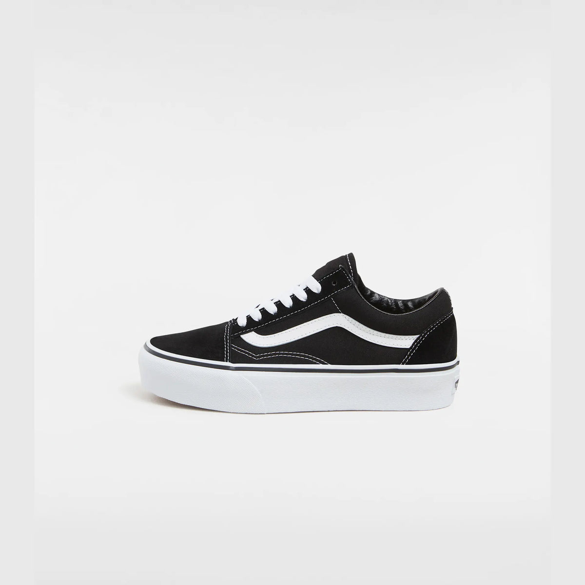 Vans UA Old Skool Platform - Black/White | Vans | Womens Lifestyle Classics FTW - Northshore Newquay - Surf/Skate Shop