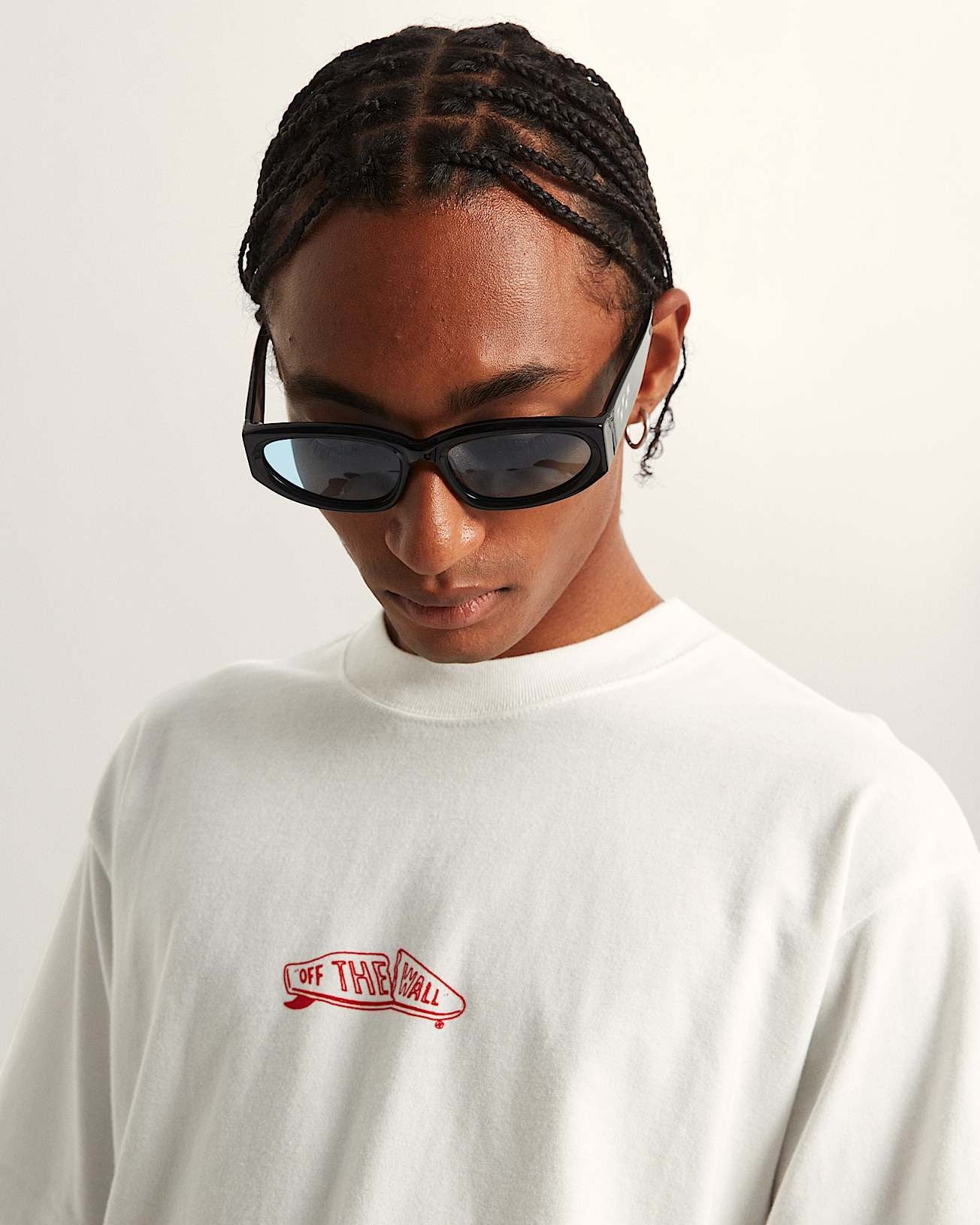 Vans Buckled SS Tee - White | Vans | Mens T-Shirts - Northshore Newquay - Surf/Skate Shop