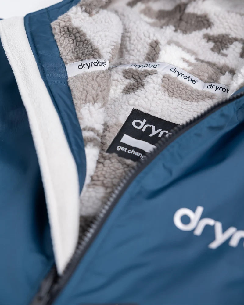 DryRobe | Adult Long Sleeve - Deep sea blue/sand camo | Dryrobe | Change Robe