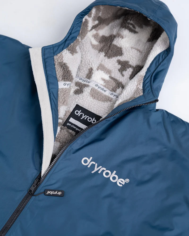 DryRobe | Adult Long Sleeve - Deep sea blue/sand camo | Dryrobe | Change Robe