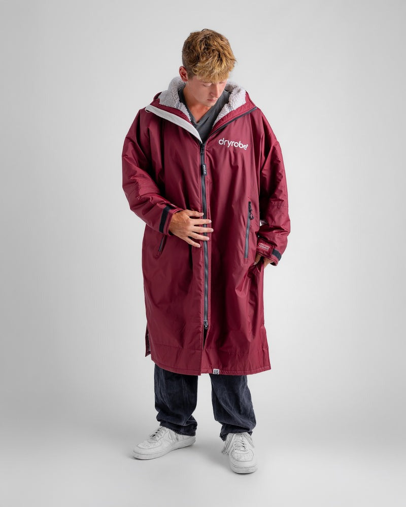 DryRobe | Adult Long Sleeve - burgundy/silver grey | Dryrobe | Change Robe