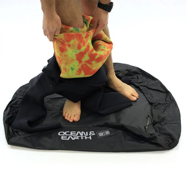 Ocean & Earth Deluxe Wetsuit Changing Mat | Ocean & Earth | Changing Mat - Northshore Newquay - Surf/Skate Shop