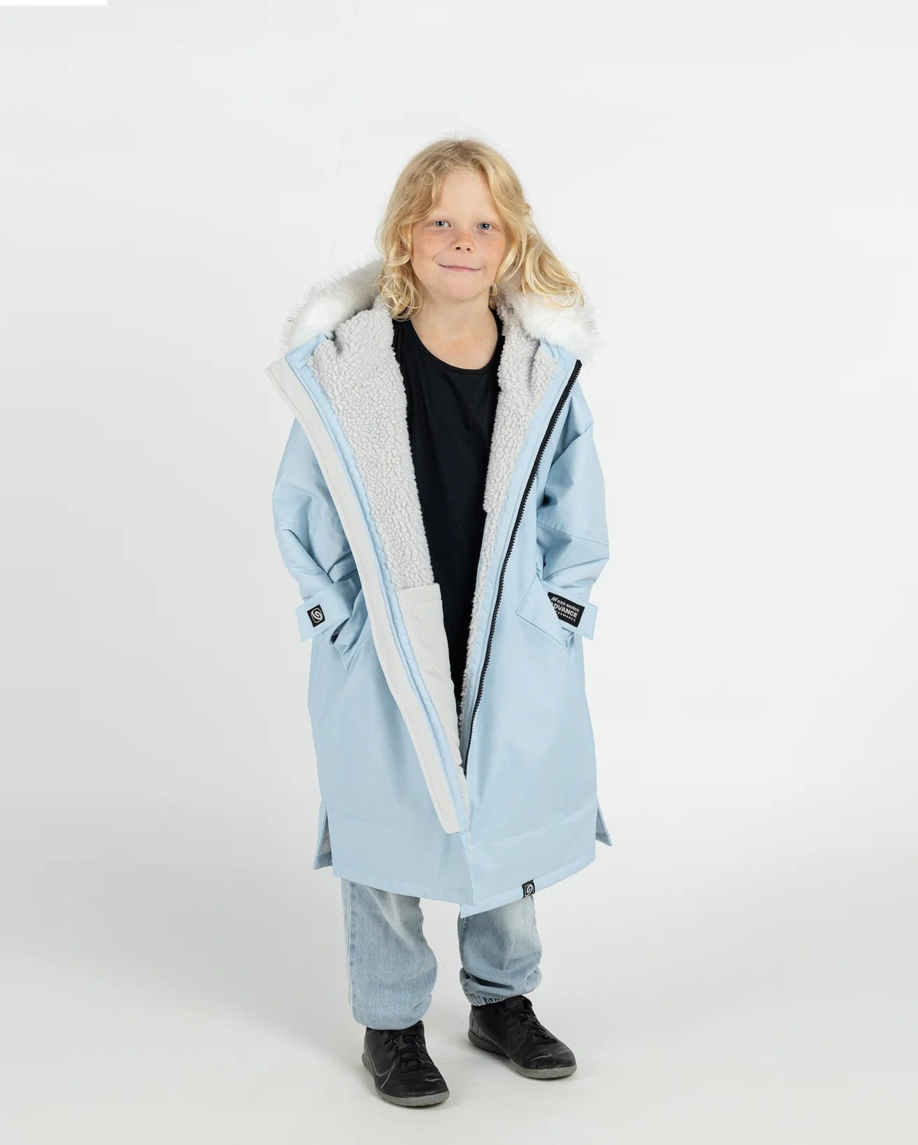 DryRobe Alpine Kids Age 5-9 Ice Blue | Dryrobe | Dryrobe
