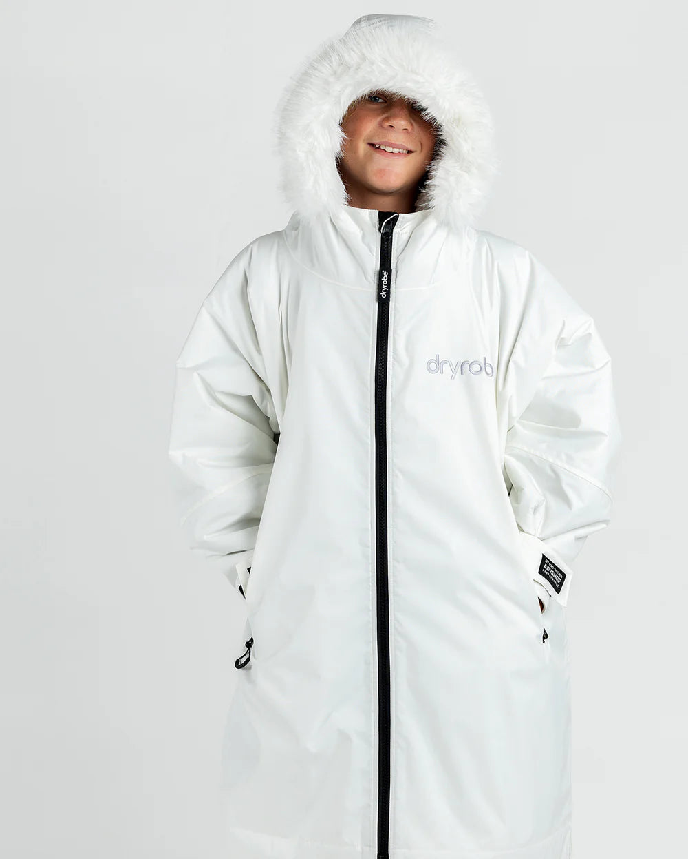 DryRobe Alpine Kids Age 5-9 White Grey | Dryrobe | Dryrobe