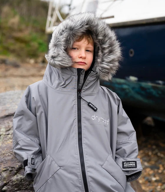 Dryrobe Kids Alpine Advance-Graphite | Dryrobe | - Northshore Newquay - Surf/Skate Shop