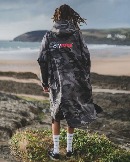 DryRobe V3 Adult Long Sleeve Black Camo / Black | Dryrobe | Dryrobe