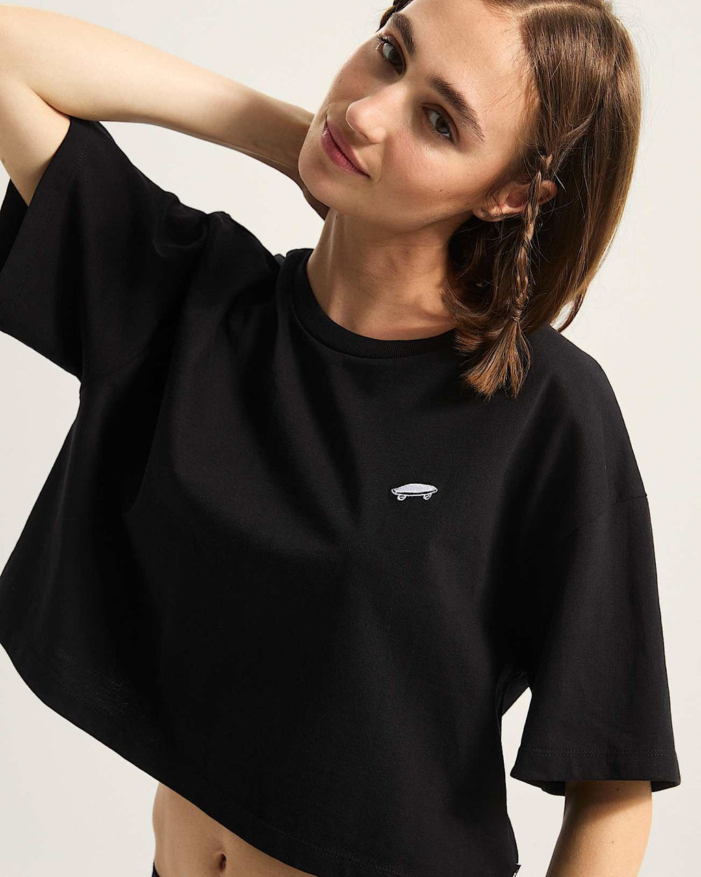Vans W SALTON RELAX CROP SS - Black | Vans | Womens T-Shirts - Northshore Newquay - Surf/Skate Shop