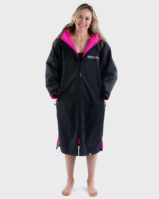 Dry Robe V3 Adult Long Sleeve Black/Pink | Dryrobe | Dryrobe