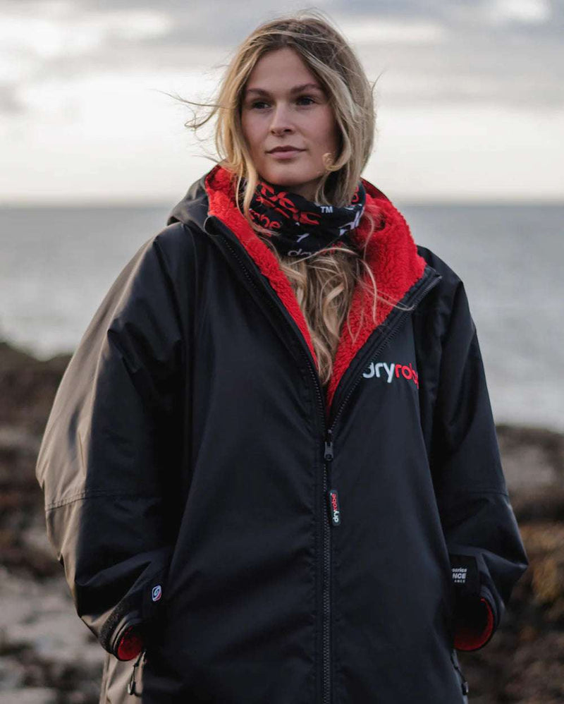 Dryrobe Neck Tube | Black/Red | Dryrobe | Neck Tube - Northshore Newquay - Surf/Skate Shop
